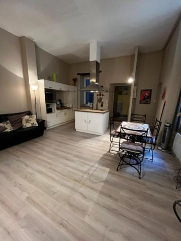 Cosy House T3 City Center, Museum, Place Carnot Carcassone Exterior photo