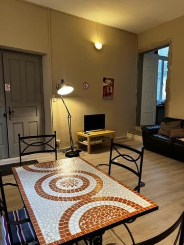 Cosy House T3 City Center, Museum, Place Carnot Carcassone Exterior photo