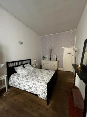 Cosy House T3 City Center, Museum, Place Carnot Carcassone Exterior photo